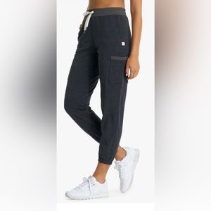 SOLD! 🔥 Vuori Vista Jogger NWT